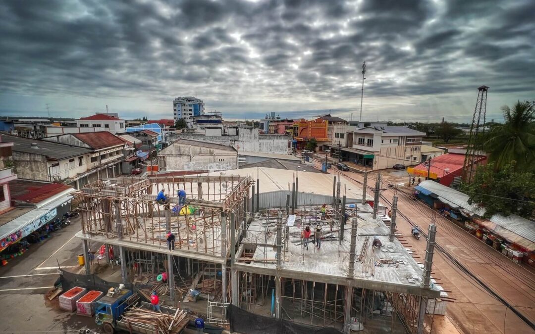 5 Ways Professional Site Grading Enhances Commercial Development